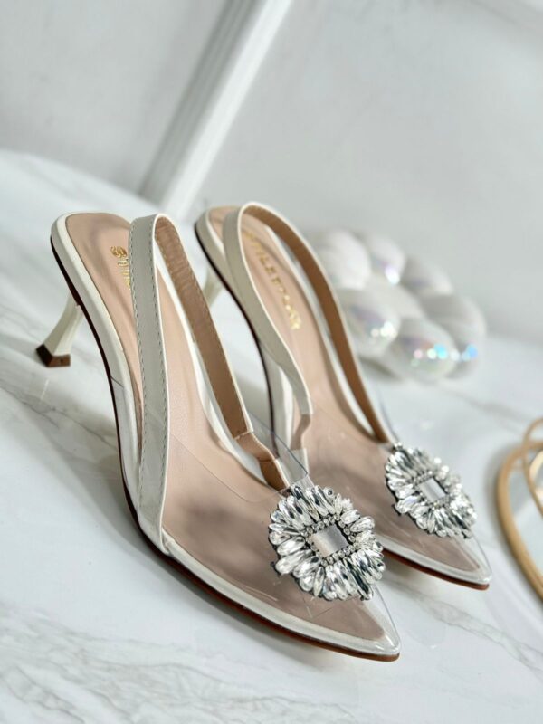 TACÓN STILETTO