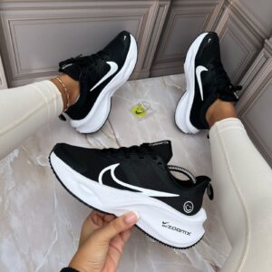 NIKE ZOOMX