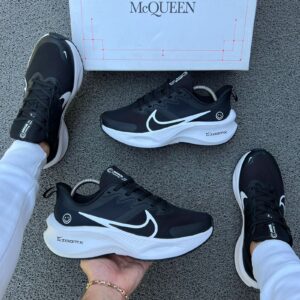 NIKE ZOOMX
